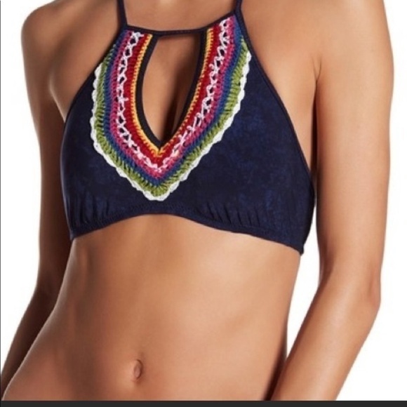 CUPSHE Navy Keyhole Crochet Trim Halter Bi… - Picture 3 of 12